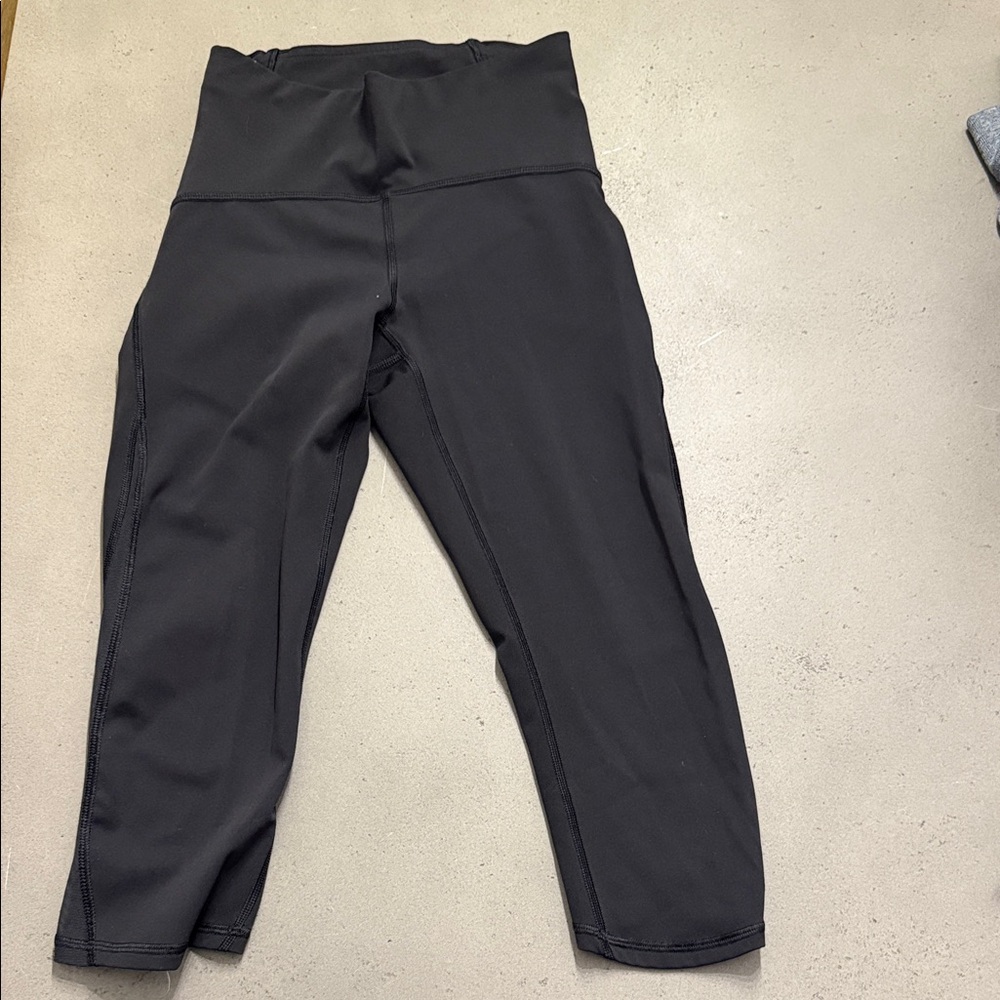 Lululemon crop leggings